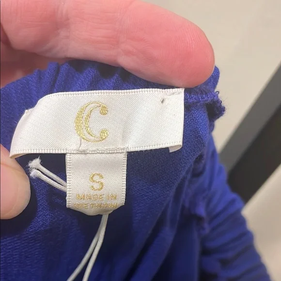 C Off-Shoulder Blue Dress - Picture 2 of 8